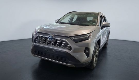 Toyota • RAV4
