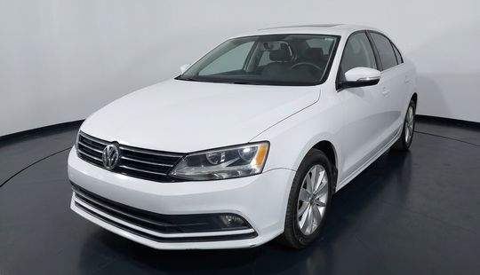 Volkswagen • Jetta