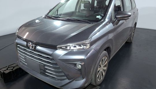 Toyota • Avanza