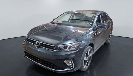 Volkswagen • Virtus