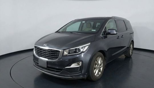 Kia • Sedona