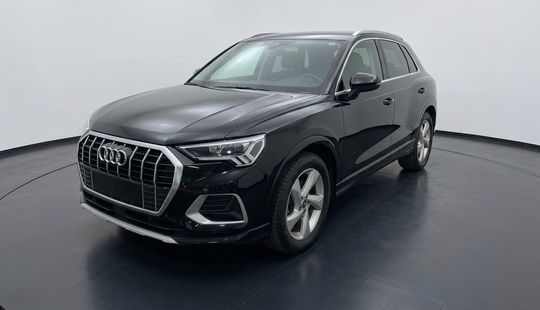 Audi • Q3