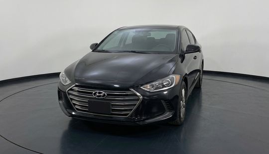 Hyundai • Elantra