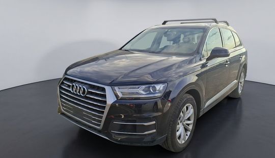 Audi • Q7