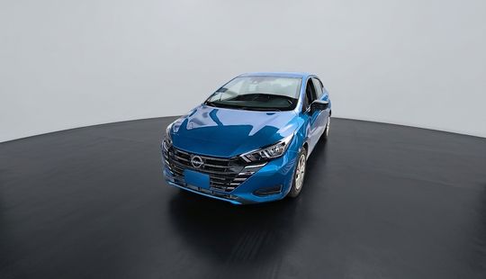 Nissan • Versa