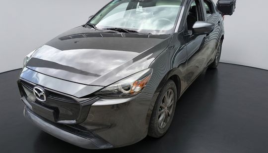 Mazda • Mazda 2