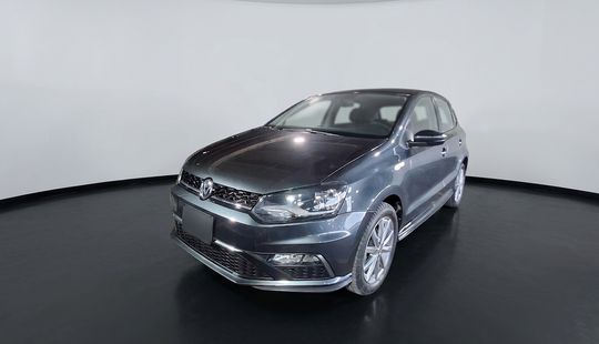 Volkswagen • Polo