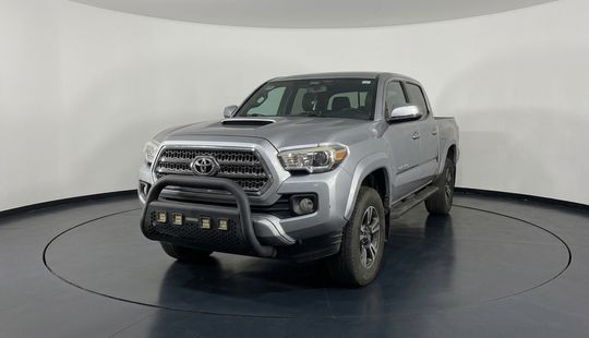 Toyota • Tacoma