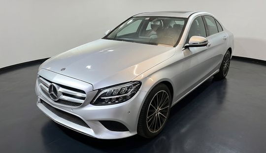 Mercedes Benz • Clase C
