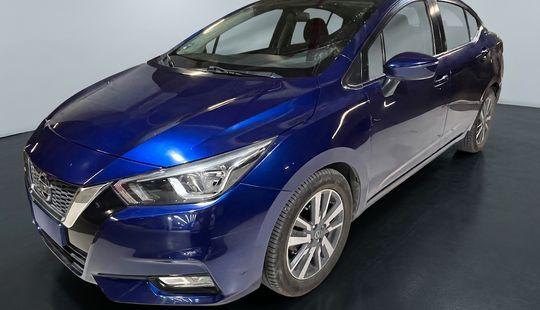 Nissan • Versa