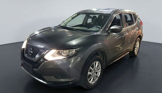 Nissan • X-Trail
