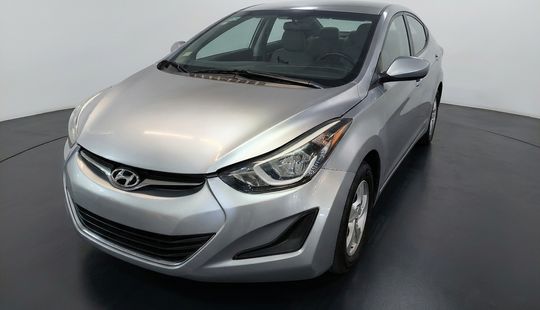 Hyundai • Elantra