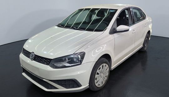 Volkswagen • Vento