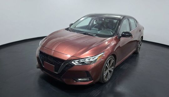 Nissan • Sentra