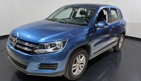 Volkswagen • Tiguan