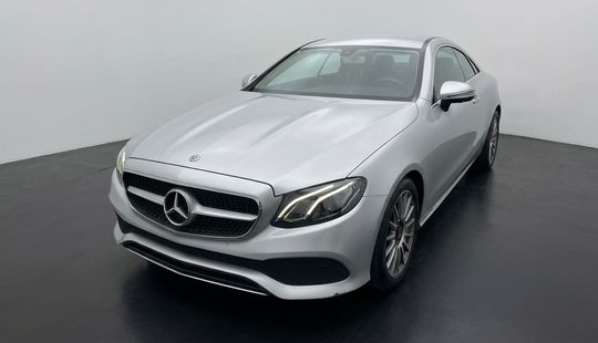 Mercedes Benz • Clase E