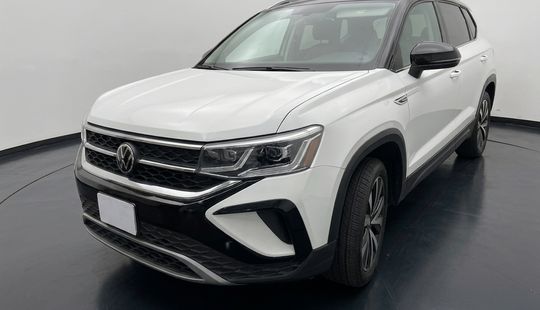 Volkswagen • Taos