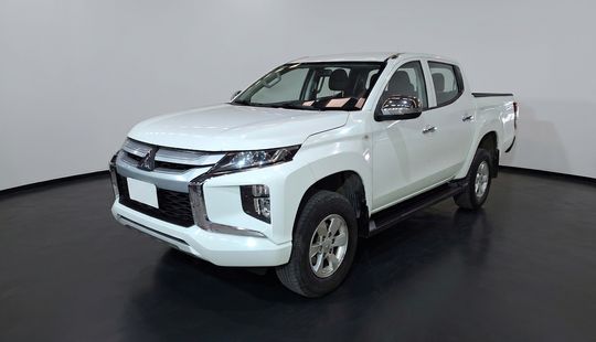 Mitsubishi • L200