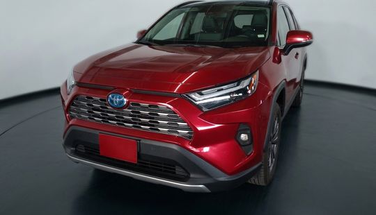 Toyota • RAV4