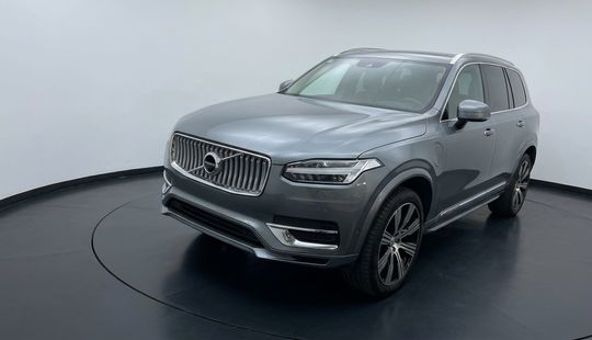 Volvo • XC90