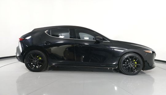 Mazda • Mazda 3