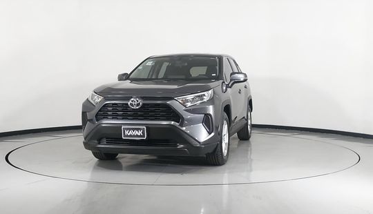 Toyota • RAV4