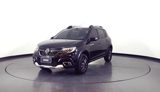 Renault • Sandero Stepway