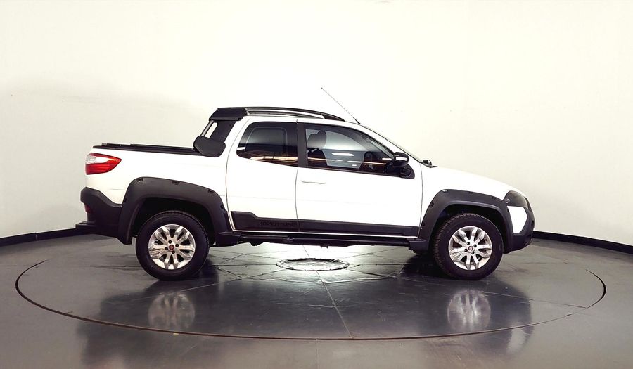 Fiat Strada 1.6 16V ADVENTURE CD Pickup 2017