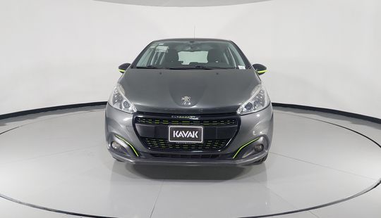 Peugeot • 208