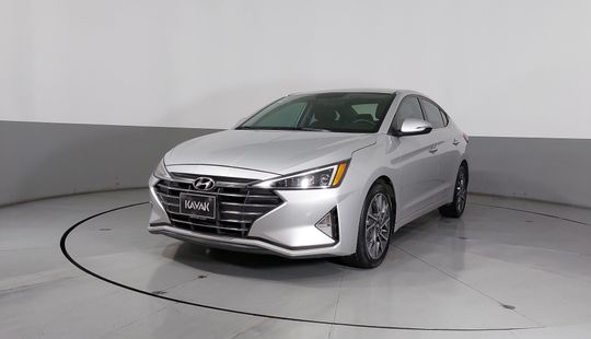 Hyundai • Elantra