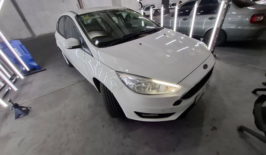 Peugeot 207 COMPACT XT 1.6 Hatchback 2009