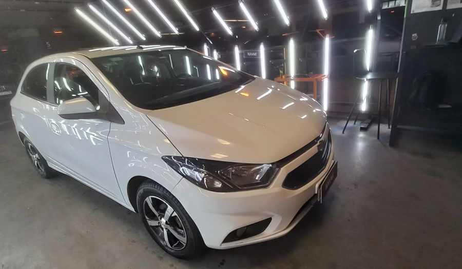 Chevrolet Onix 1.4 LTZ Hatchback 2017