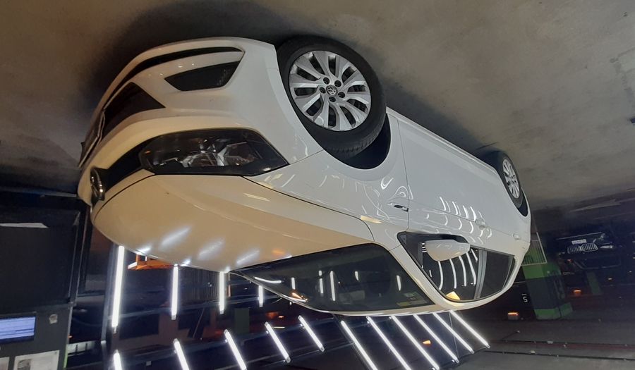 Volkswagen Polo 1.6 MSI TRENDLINE AT Hatchback 2018