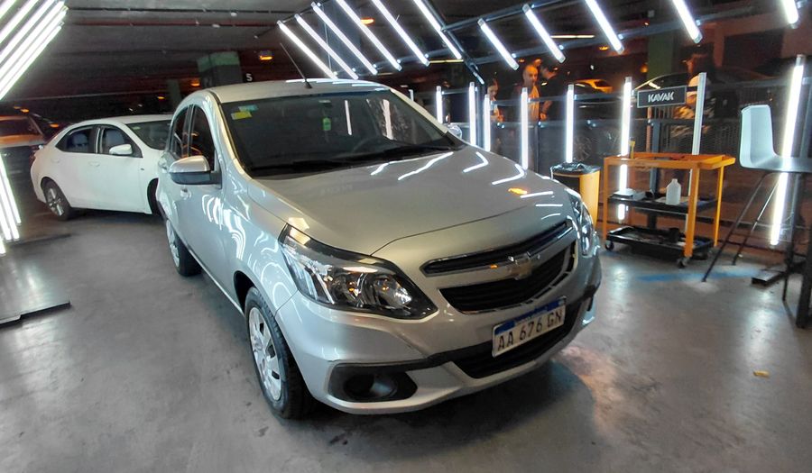 Chevrolet Agile 1.4 LT Hatchback 2016