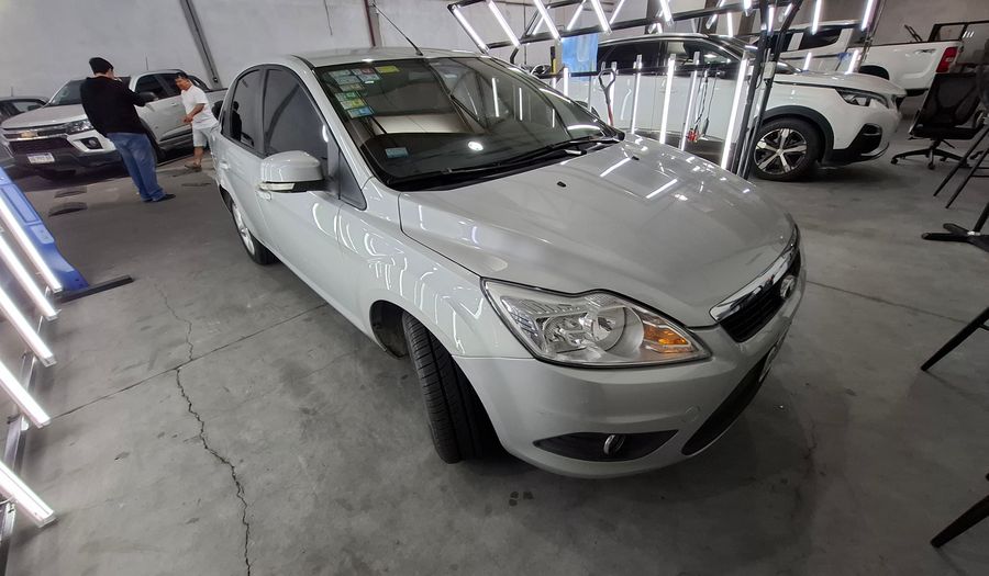 Ford Focus Ii 2.0 TREND Sedan 2011