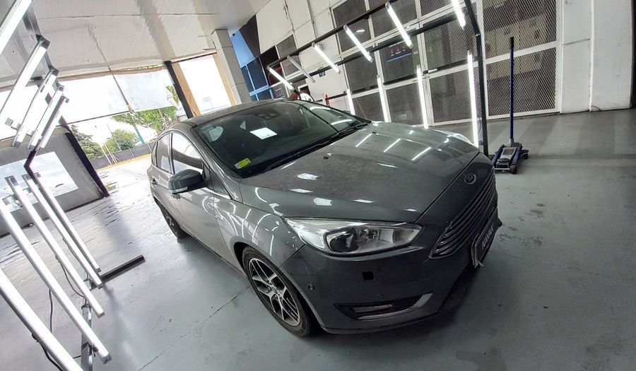 Ford Focus Iii 2.0 TITANIUM AT Hatchback 2017