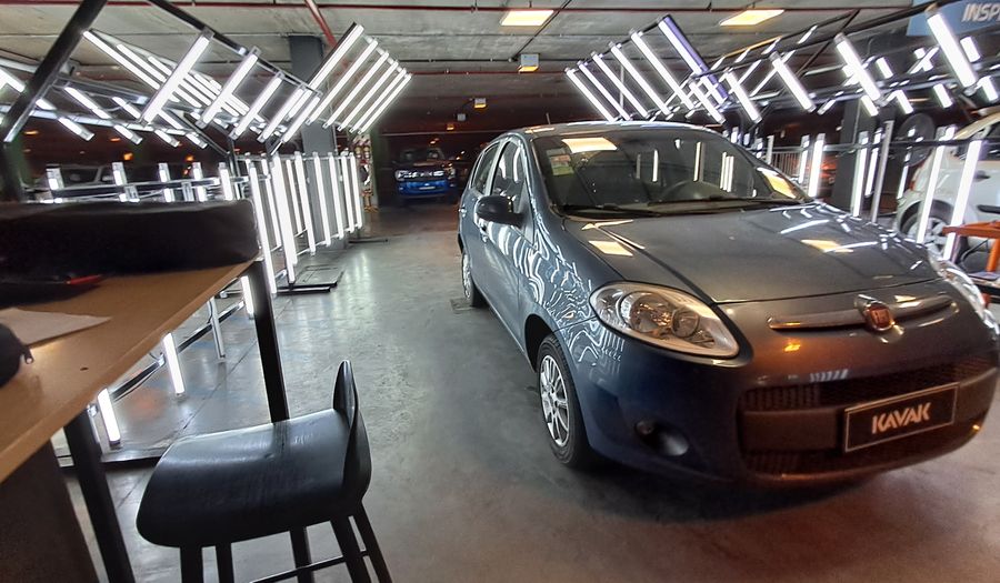 Fiat Palio 1.4 ATTRACTIVE Hatchback 2015