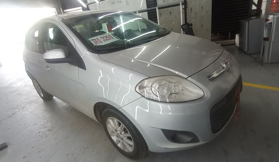 Fiat Palio 1.4 ATTRACTIVE Hatchback 2017