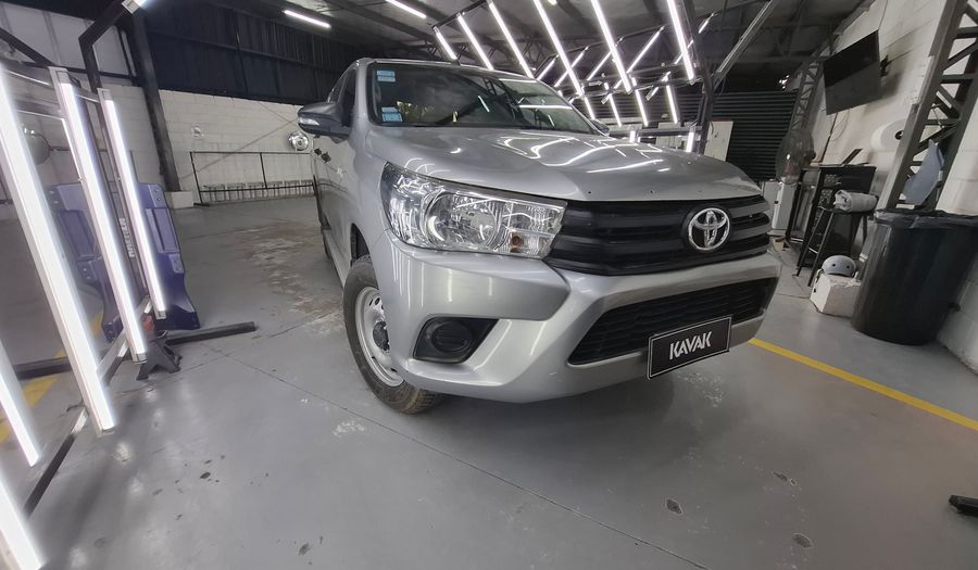 Toyota Hilux 2.4 TDI C/D DX 4X2 Pickup 2016
