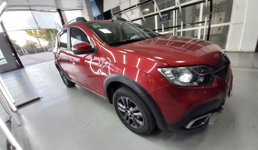 Renault Sandero Stepway 1.6 INTENS Hatchback 2021
