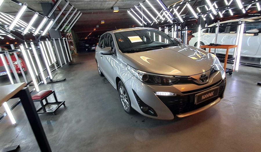 Toyota Yaris 1.5 XLS Hatchback 2020