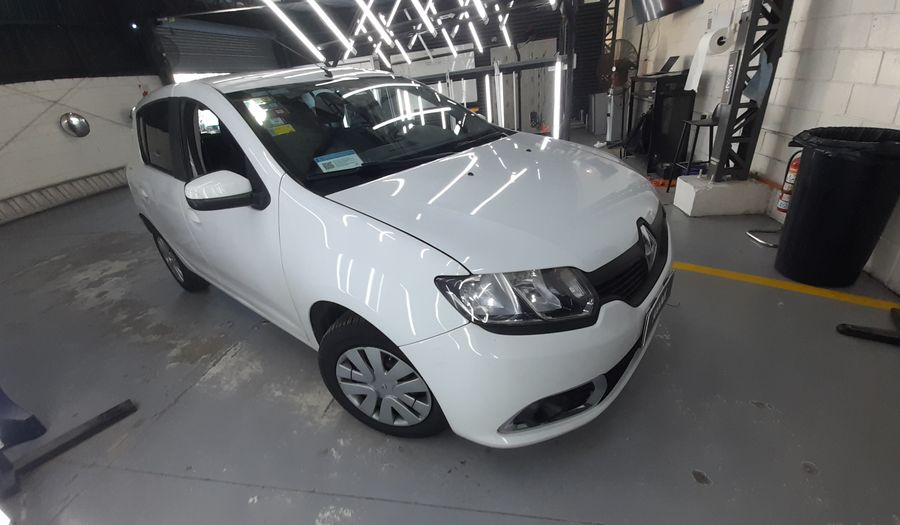 Renault Sandero 1.6 DYNAMIQUE Hatchback 2017