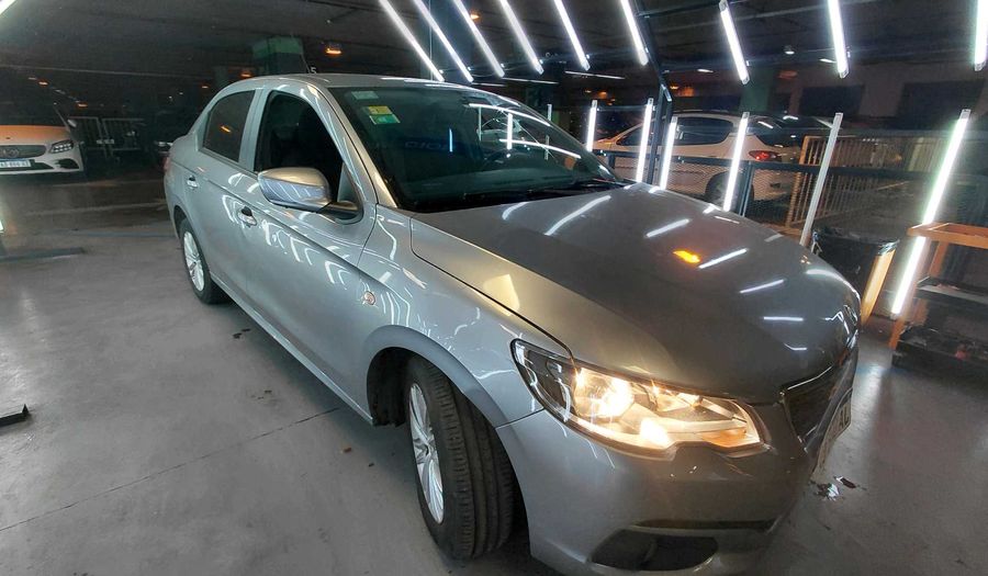 Peugeot 301 1.6 HDI ALLURE Sedan 2019