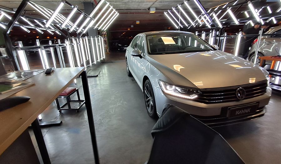 Volkswagen Passat 2.0 TSI DSG HIGHLINE Sedan 2018
