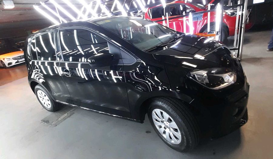 Volkswagen Up 1.0 MOVE UP Hatchback 2017