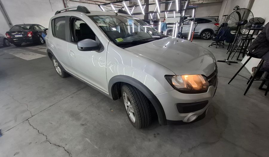 Renault Sandero Stepway 1.6 STEPWAY EXPRESSION Hatchback 2018