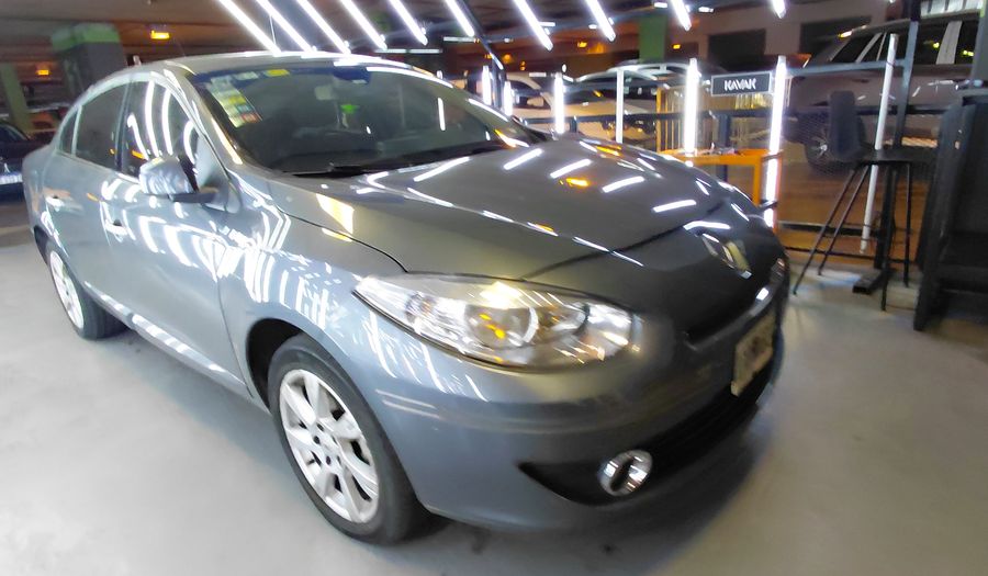 Renault Fluence 2.0 PRIVILEGE Sedan 2014