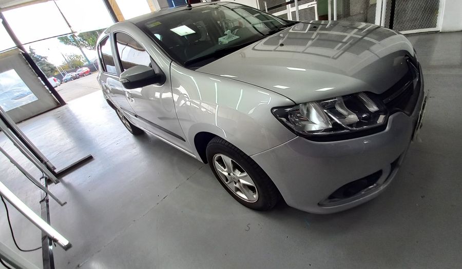 Renault Sandero 1.6 PRIVILEGE Hatchback 2019