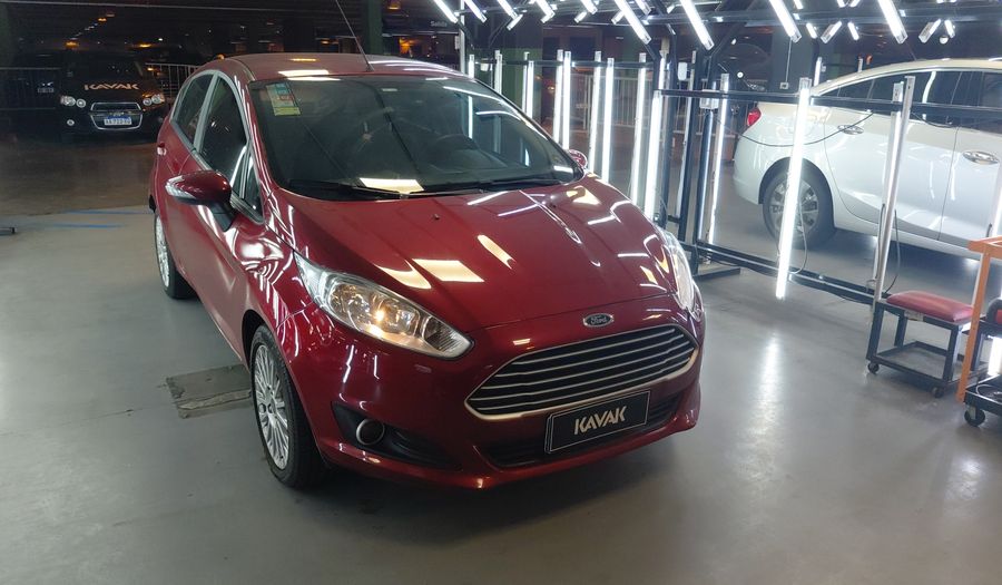 Ford Fiesta Kinetic Design 1.6 SE Hatchback 2016