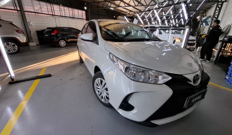 Toyota Yaris 1.5 XS CVT Hatchback 2026